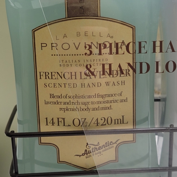 Soap & Lotion - Picture 3 of 4